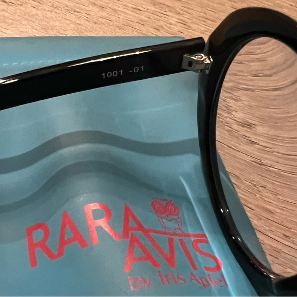 Iris Apfel Rara Avis Glasses - Picture 2 of 5